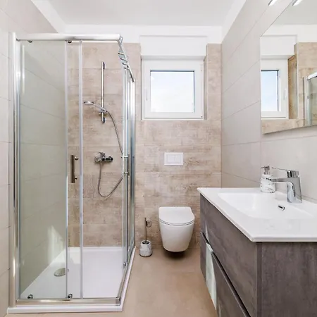 Schmidt Veliki Apartmán Dramalj