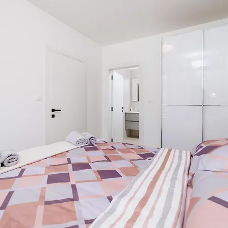 Schmidt Veliki Dramalj