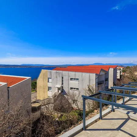 Schmidt Veliki 아파트